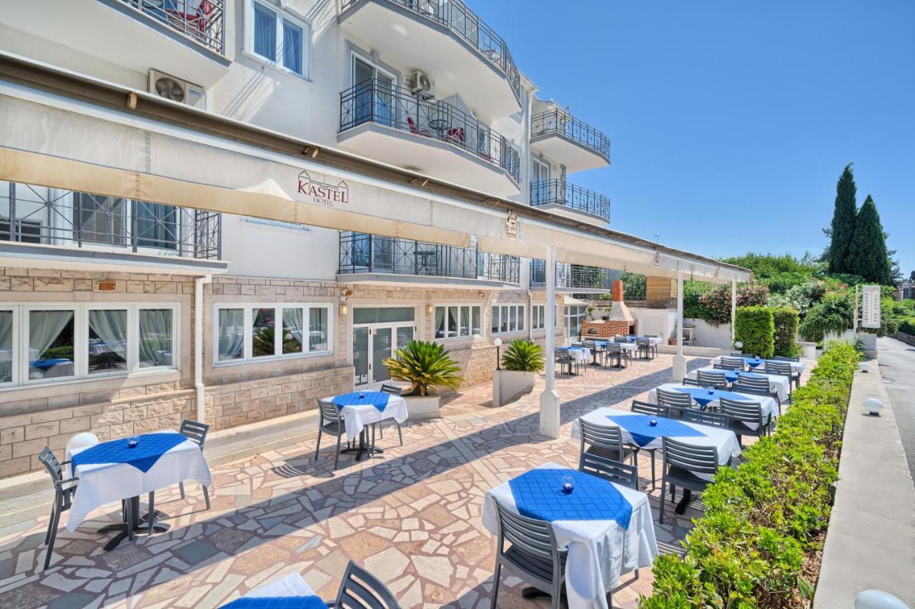Hotel Aqua - Guest Rooms & Suites Kastela Kaštela Exterior foto