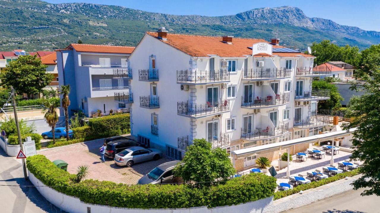 Hotel Aqua - Guest Rooms & Suites Kastela Kaštela Exterior foto